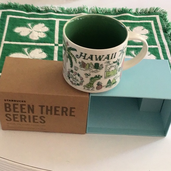 Starbucks Been There 14oz Hawaii mug.